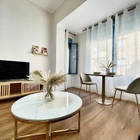 Appartement House In Garden 2